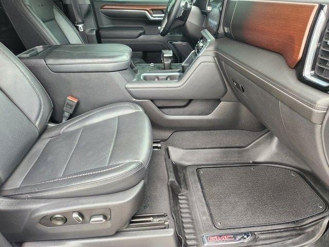 GMC Sierra 1500 Denali Crew Cab Short Box 4WD 2023