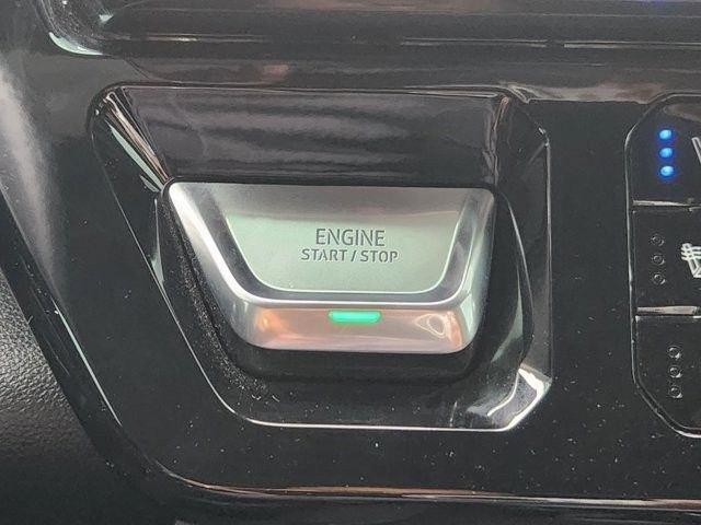 GMC Sierra 1500 Denali Crew Cab Short Box 4WD 2023