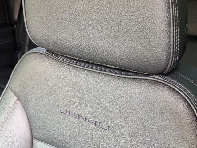 GMC Sierra 1500 Denali Crew Cab Short Box 4WD 2023