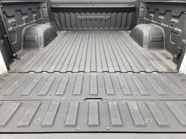 GMC Sierra 1500 Denali Crew Cab Short Box 4WD 2023