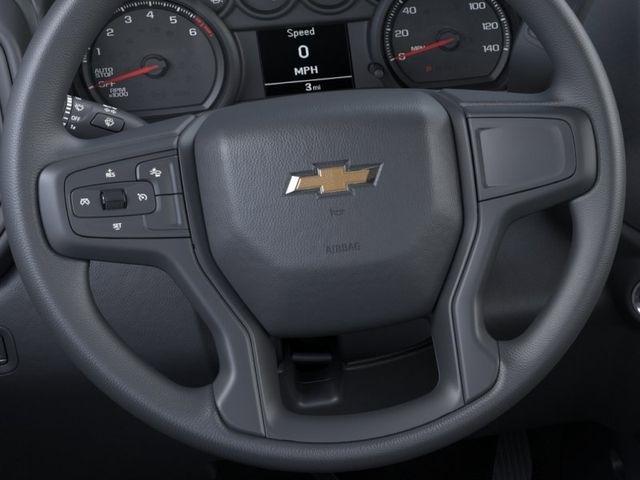 Chevrolet Silverado 1500 Custom Crew Cab 2WD 2026