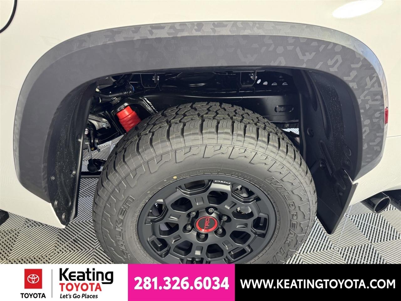 Toyota Tundra TRD PRO CrewMax 4WD Hybrid 2026
