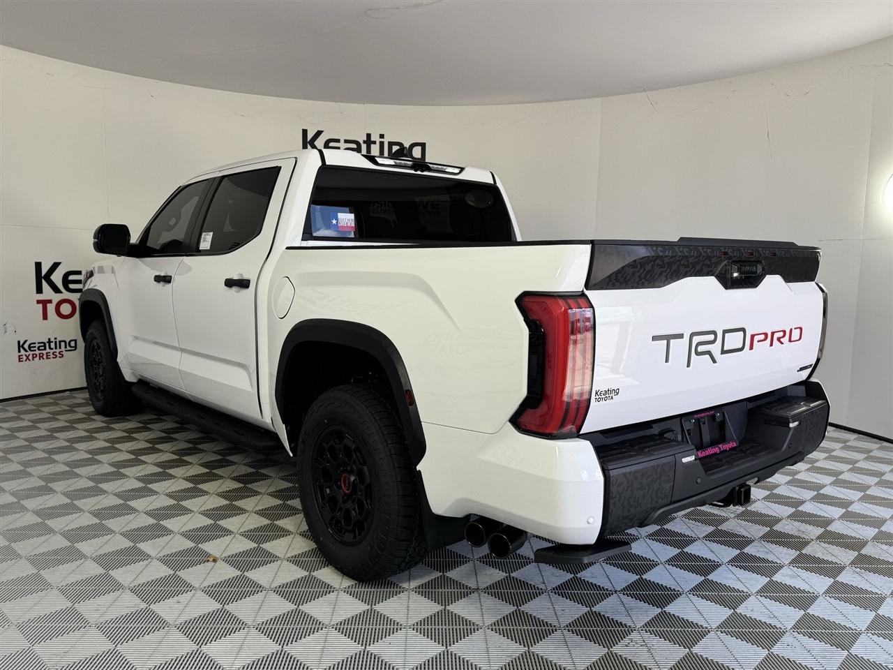 Toyota Tundra TRD PRO CrewMax 4WD Hybrid 2026