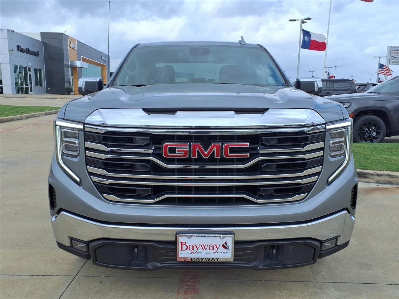 GMC Sierra 1500 SLT Crew Cab 2WD 2025