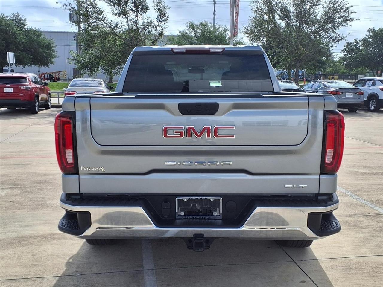 GMC Sierra 1500 SLT Crew Cab 2WD 2025