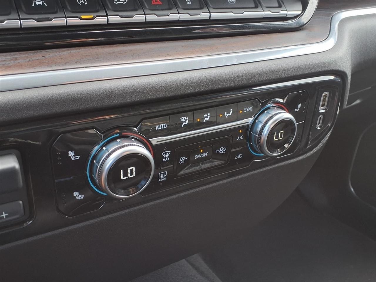GMC Sierra 1500 SLT Crew Cab 2WD 2025