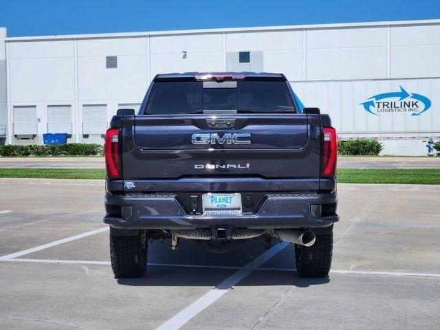 GMC Sierra 2500HD Denali Ultimate Crew Cab 4WD 2024