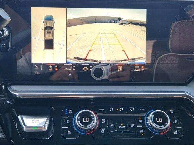 GMC Sierra 2500HD Denali Ultimate Crew Cab 4WD 2024