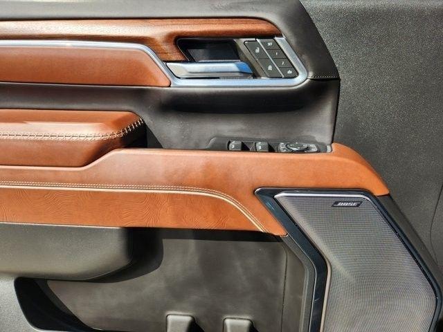 GMC Sierra 2500HD Denali Ultimate Crew Cab 4WD 2024