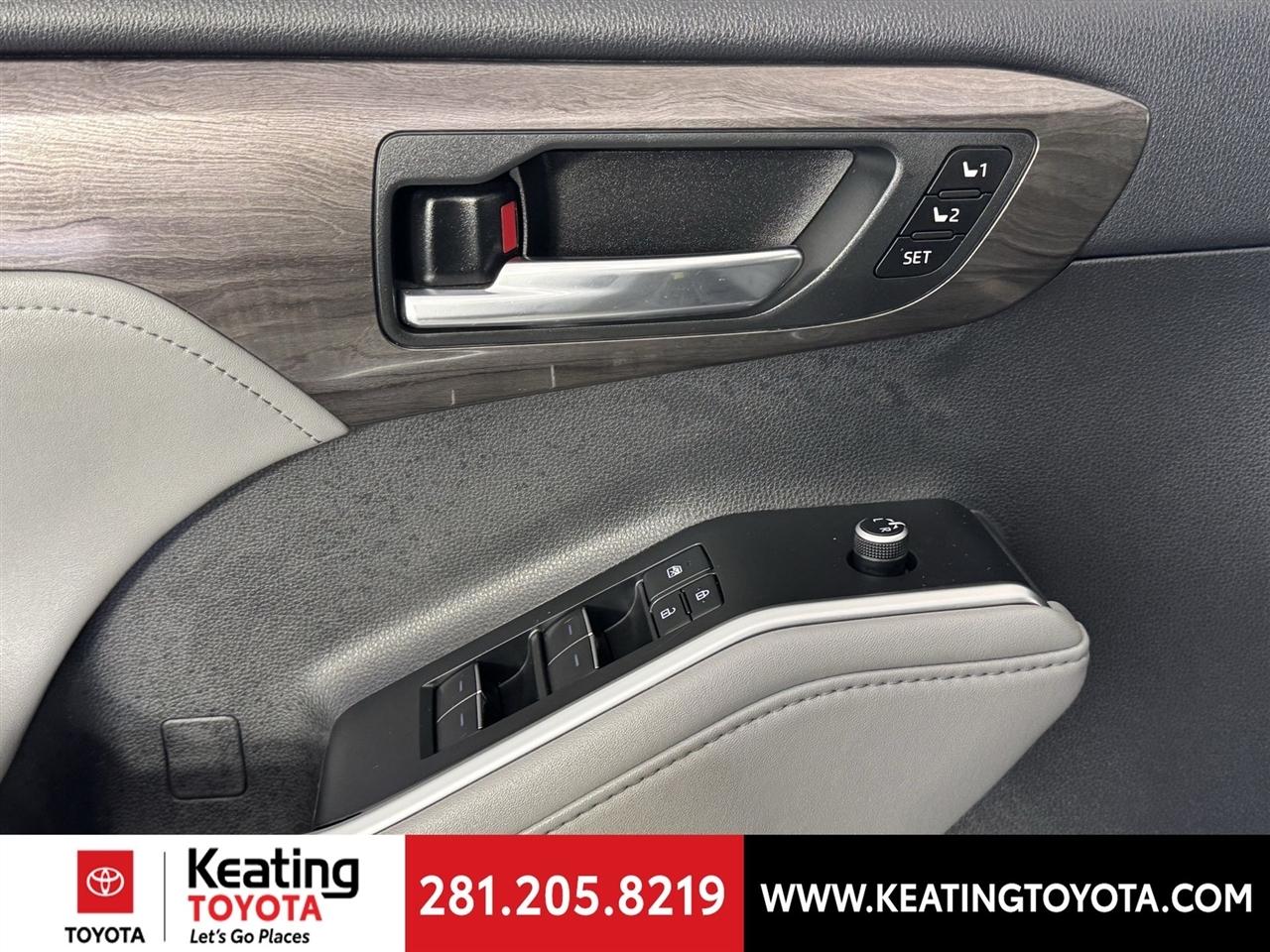 Toyota Highlander Limited AWD V6 2021