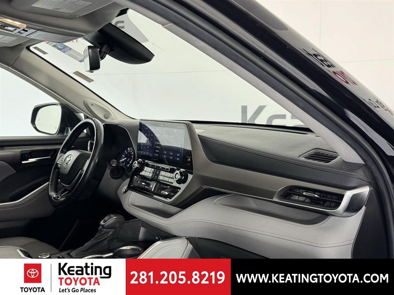 Toyota Highlander Limited AWD V6 2021
