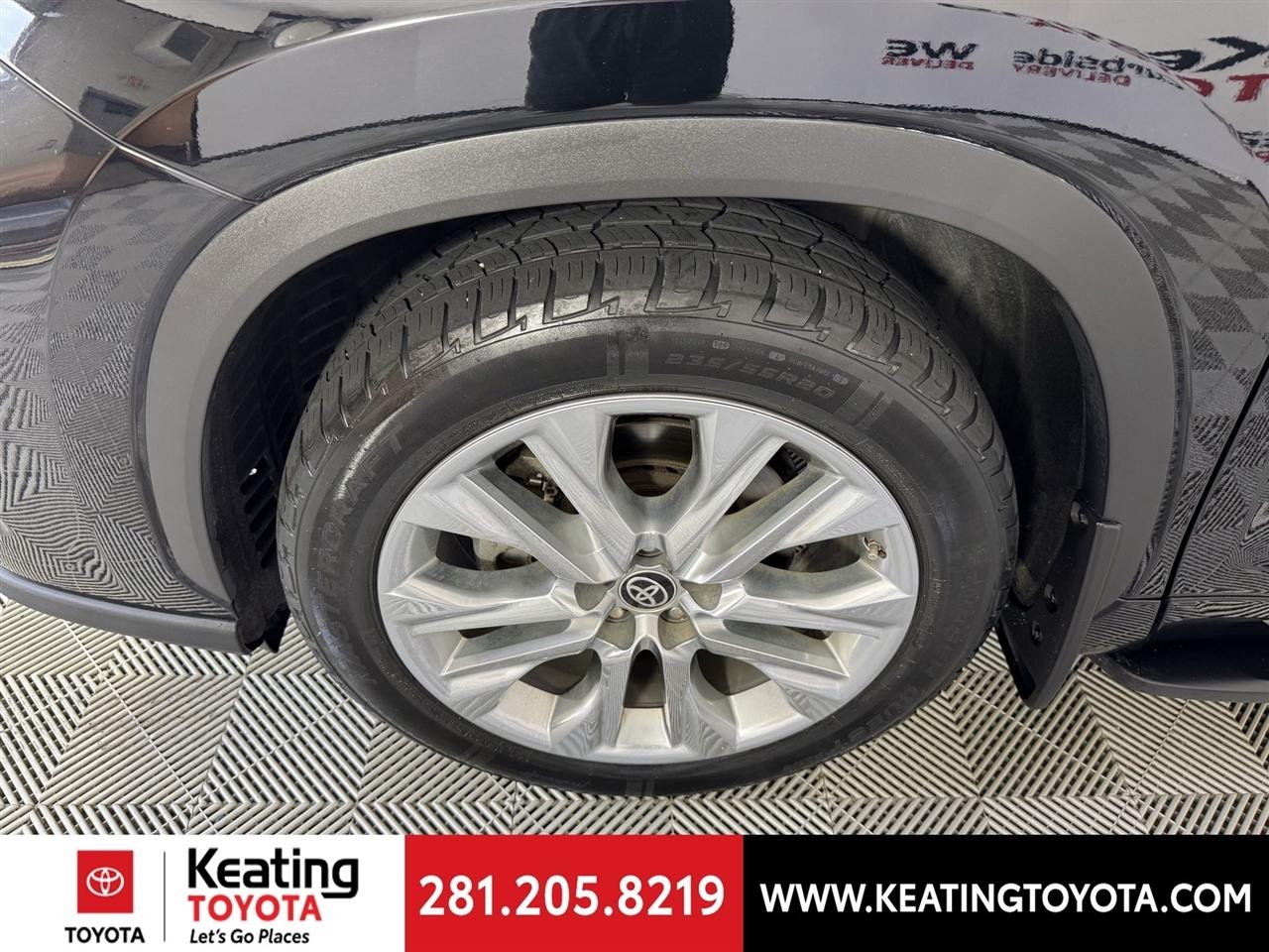 Toyota Highlander Limited AWD V6 2021