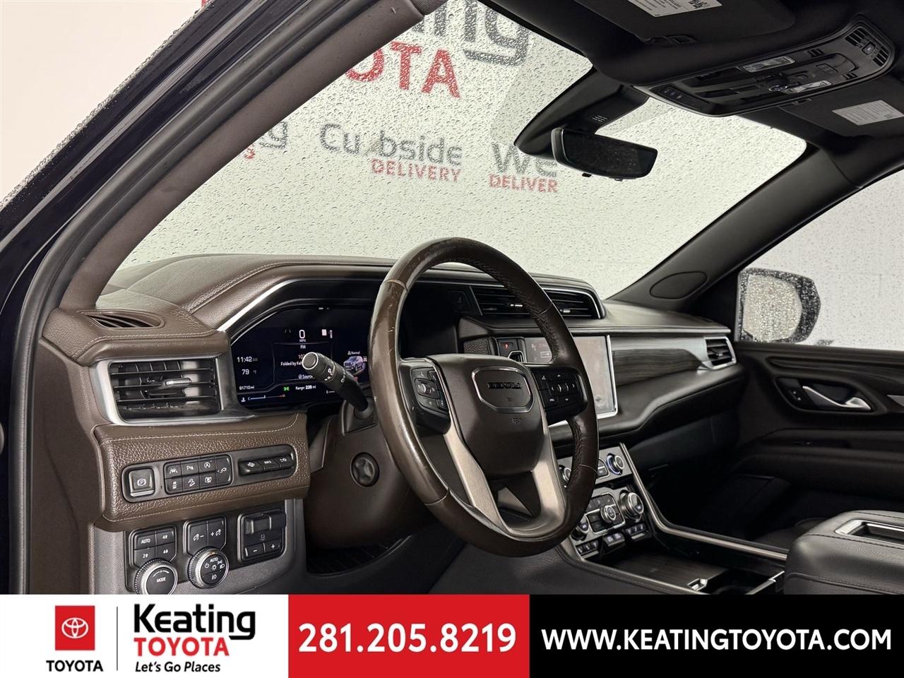 GMC Yukon Denali 4WD 2022