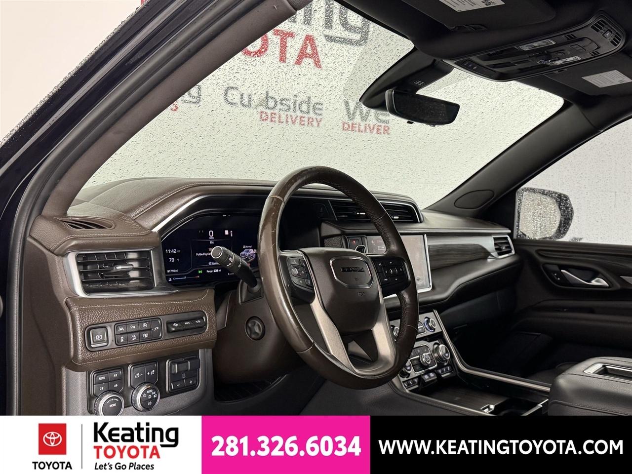 GMC Yukon Denali 4WD 2022