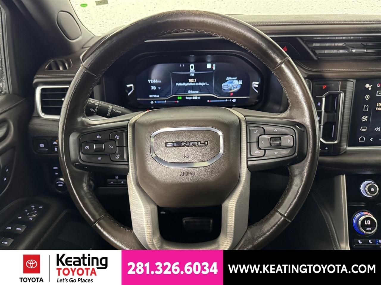 GMC Yukon Denali 4WD 2022