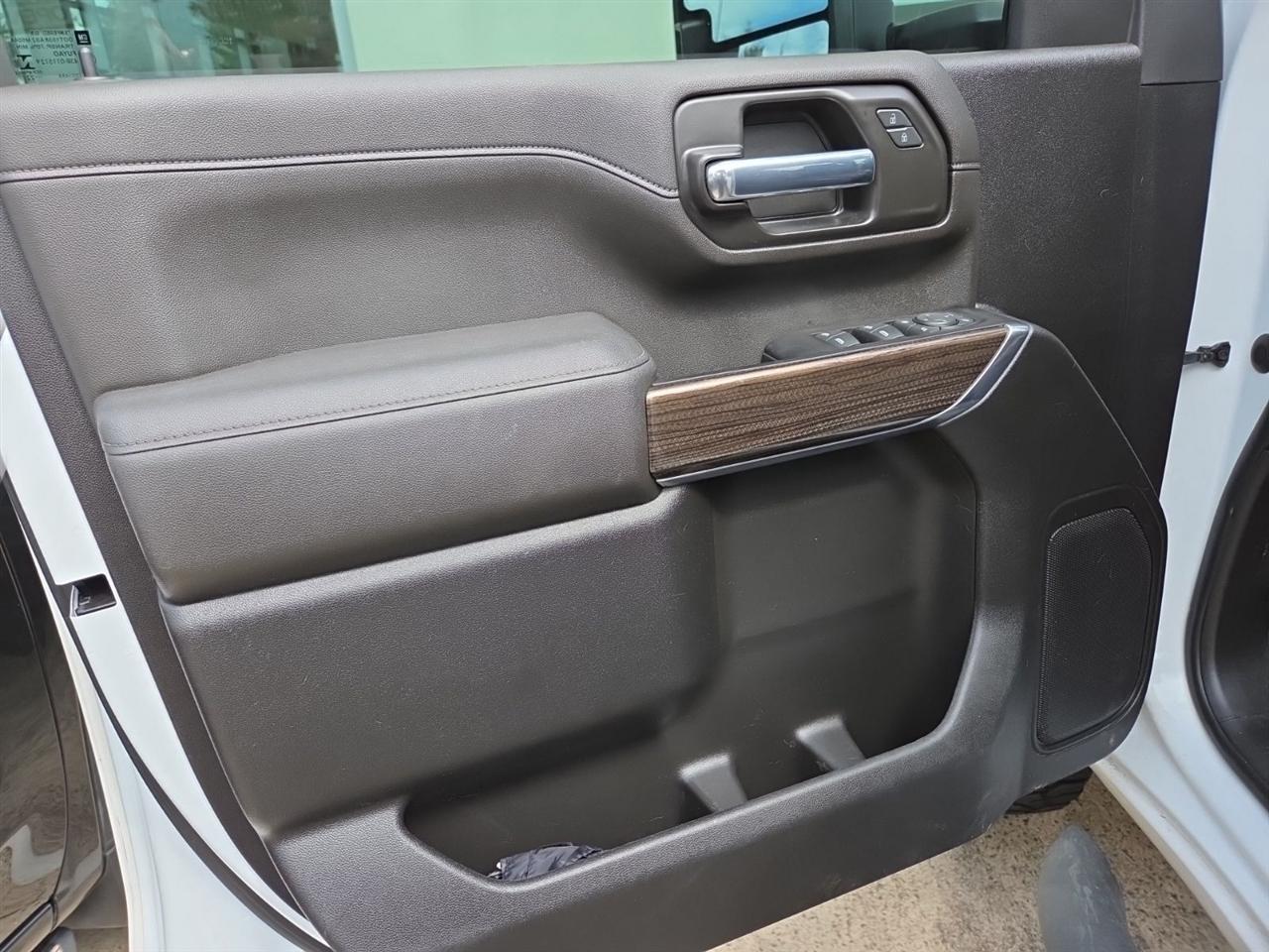 Chevrolet Silverado 2500HD LT Crew Cab Long Box 4WD 2022
