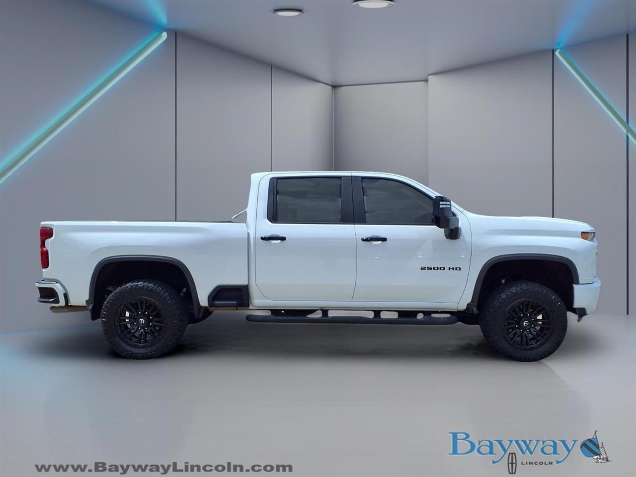 Chevrolet Silverado 2500HD LT Crew Cab Long Box 4WD 2022