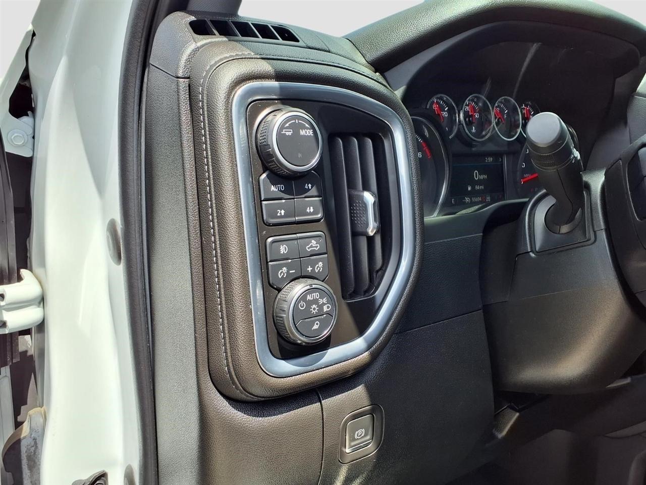 Chevrolet Silverado 2500HD LT Crew Cab Long Box 4WD 2022