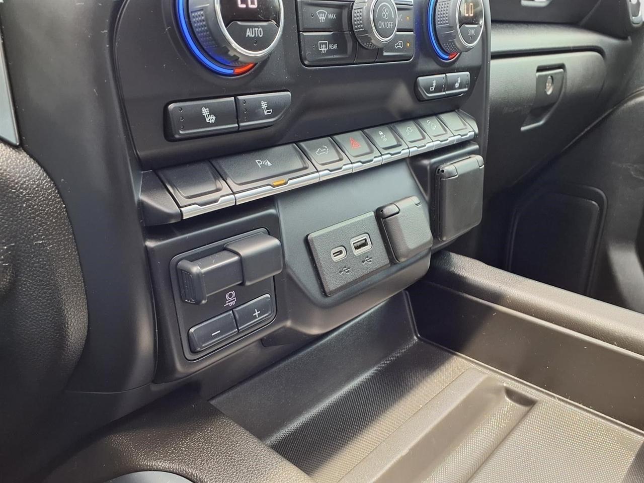 Chevrolet Silverado 2500HD LT Crew Cab Long Box 4WD 2022