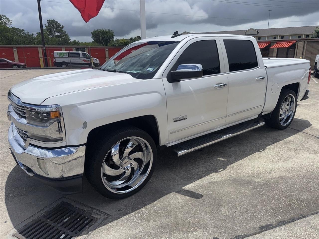 Chevrolet Silverado 1500 LTZ Crew Cab 2WD 2017