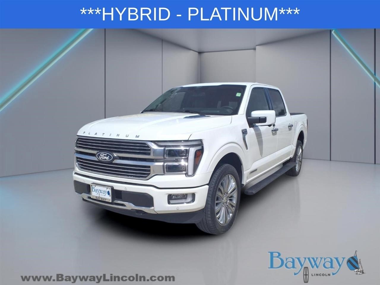 Ford F-150 Platinum SuperCrew 4WD 2025
