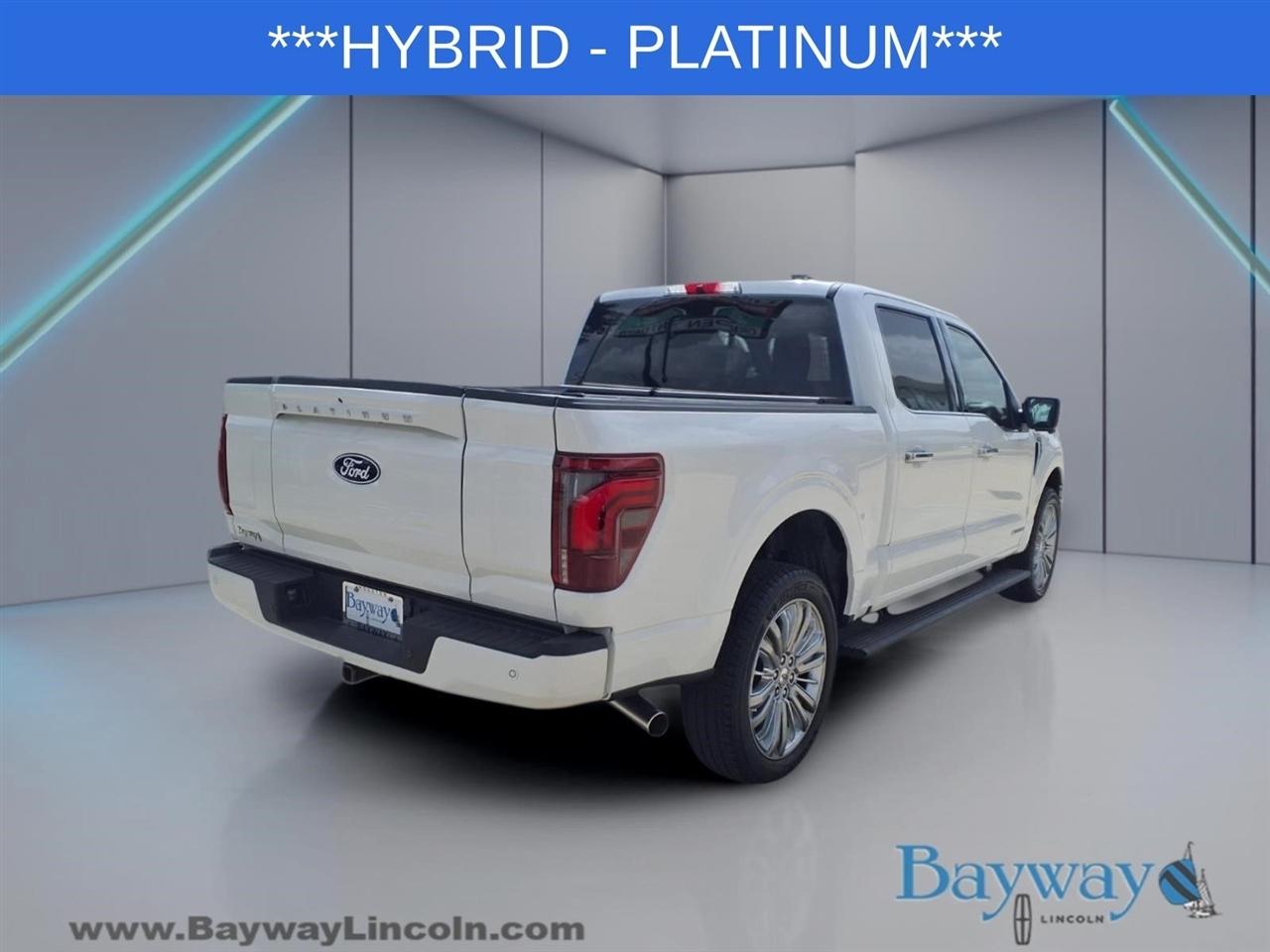 Ford F-150 Platinum SuperCrew 4WD 2025