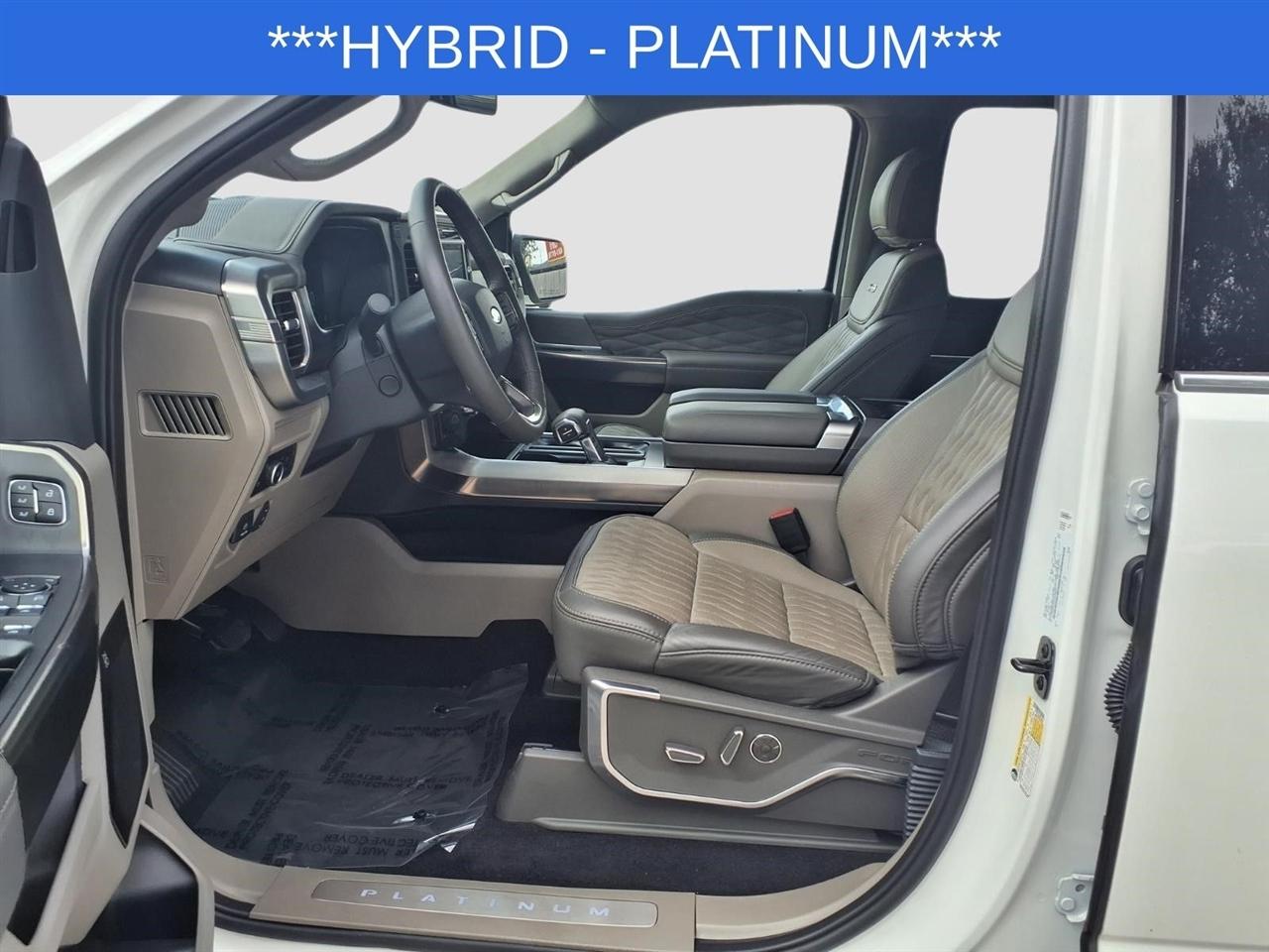 Ford F-150 Platinum SuperCrew 4WD 2025