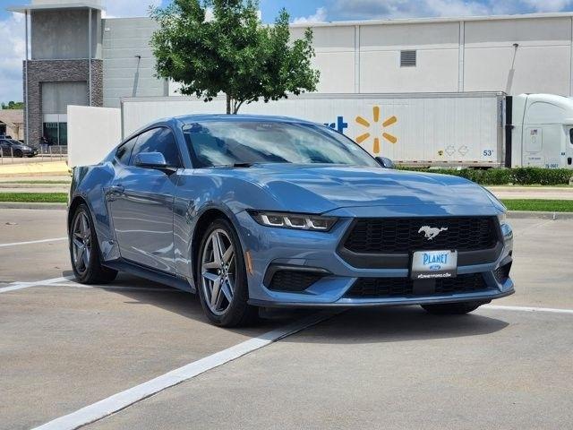 Ford Mustang EcoBoost Coupe 2025