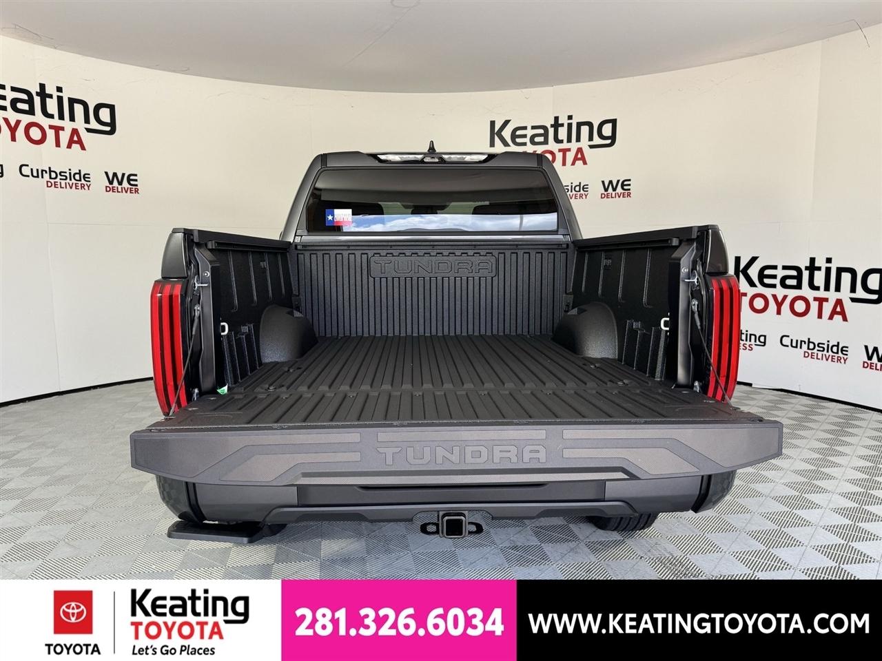 Toyota Tundra SR5 CrewMax 4WD 2026