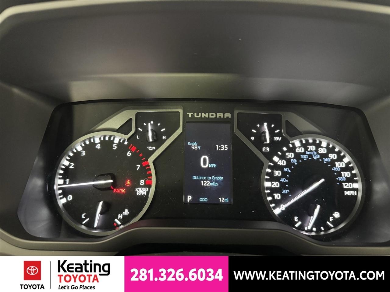 Toyota Tundra SR5 CrewMax 4WD 2026