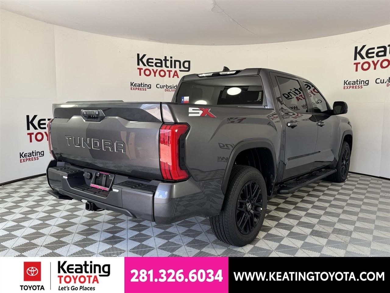 Toyota Tundra SR5 CrewMax 4WD 2026