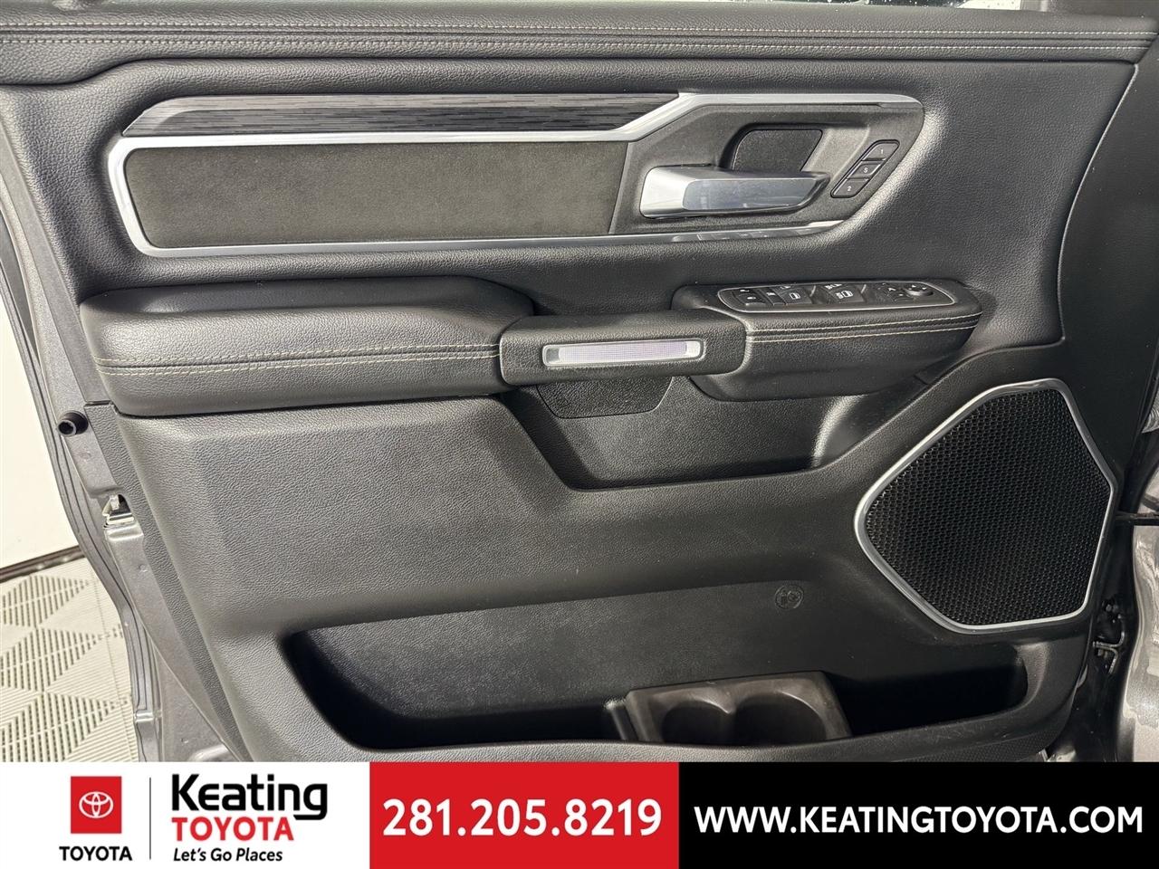 RAM 1500 Laramie Crew Cab SWB 4WD 2023