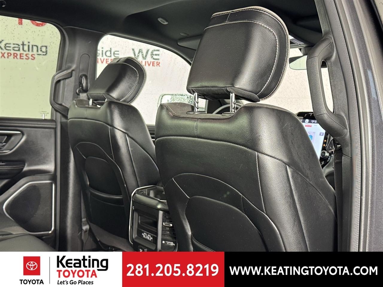 RAM 1500 Laramie Crew Cab SWB 4WD 2023