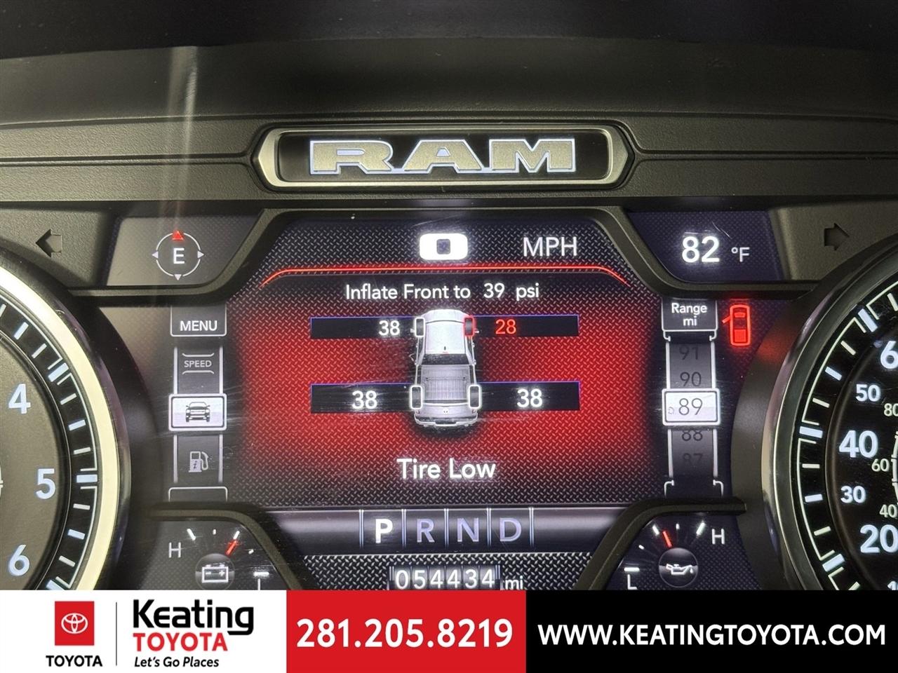 RAM 1500 Laramie Crew Cab SWB 4WD 2023