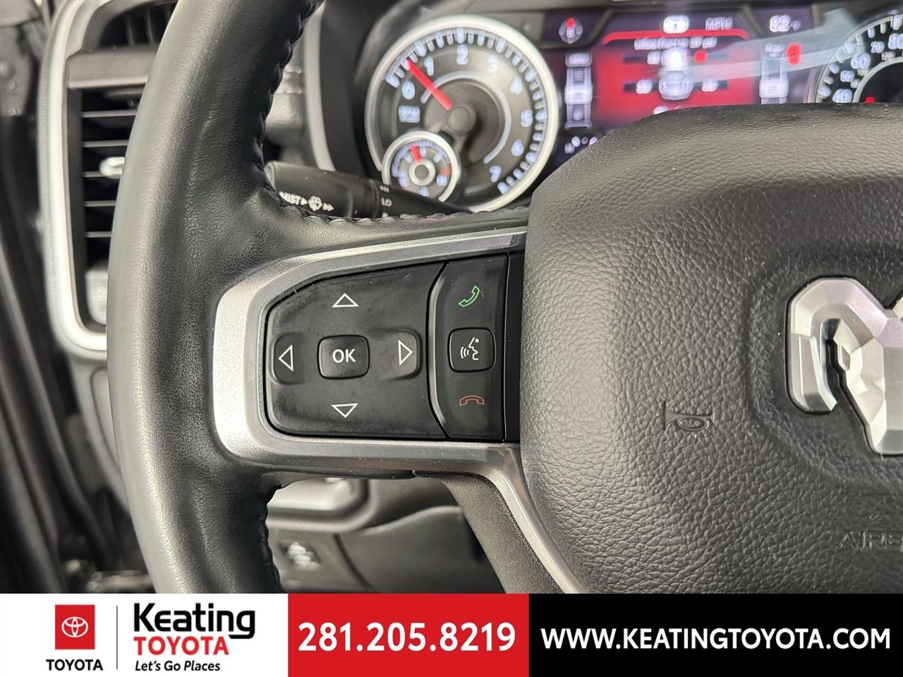 RAM 1500 Laramie Crew Cab SWB 4WD 2023