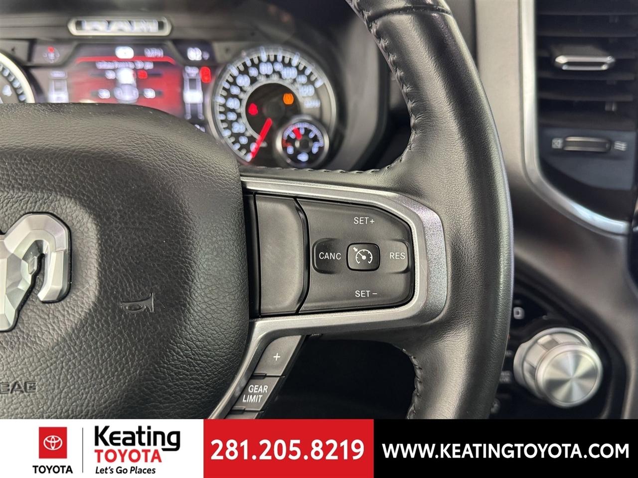 RAM 1500 Laramie Crew Cab SWB 4WD 2023