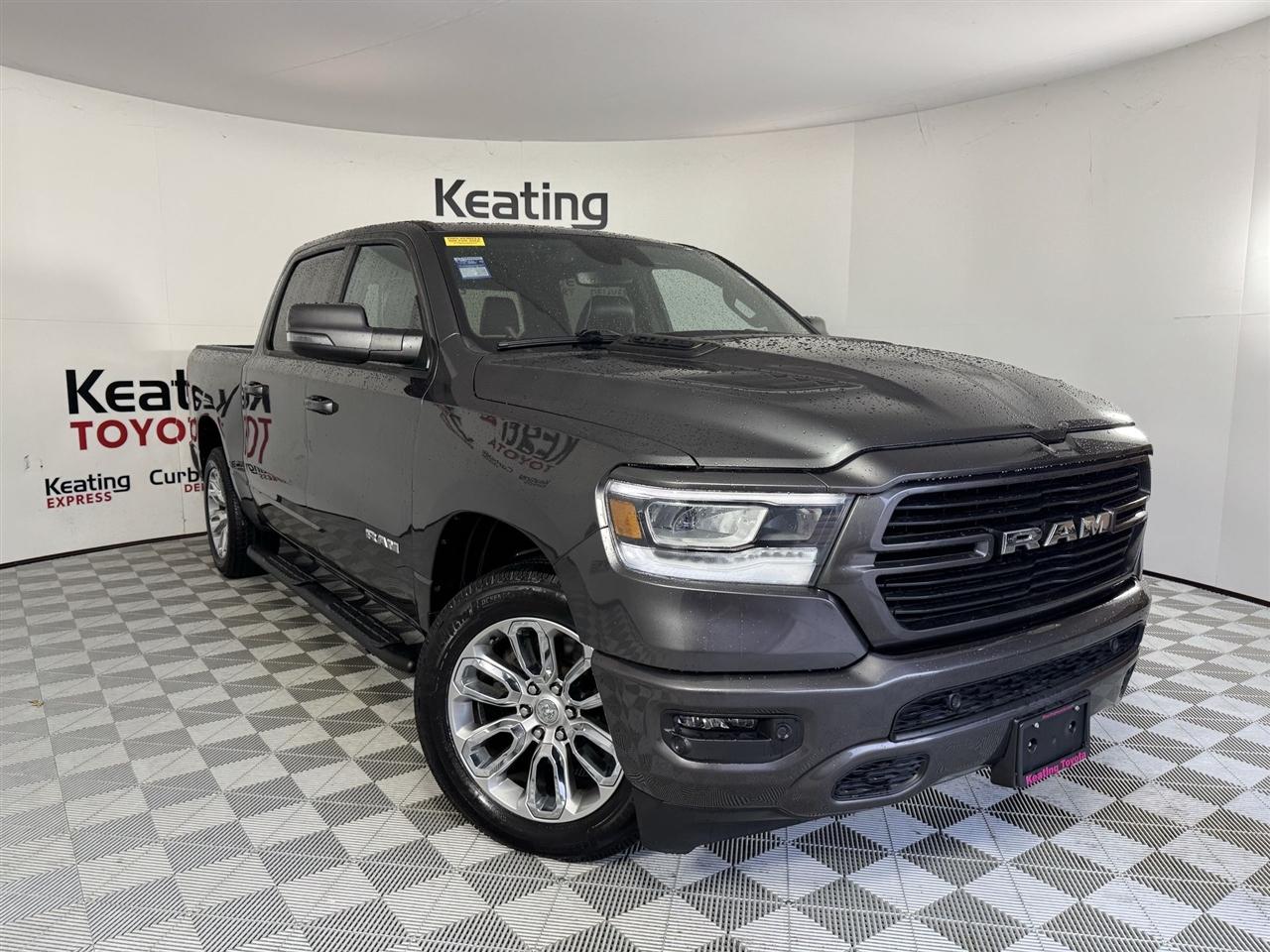 RAM 1500 Laramie Crew Cab SWB 4WD 2023