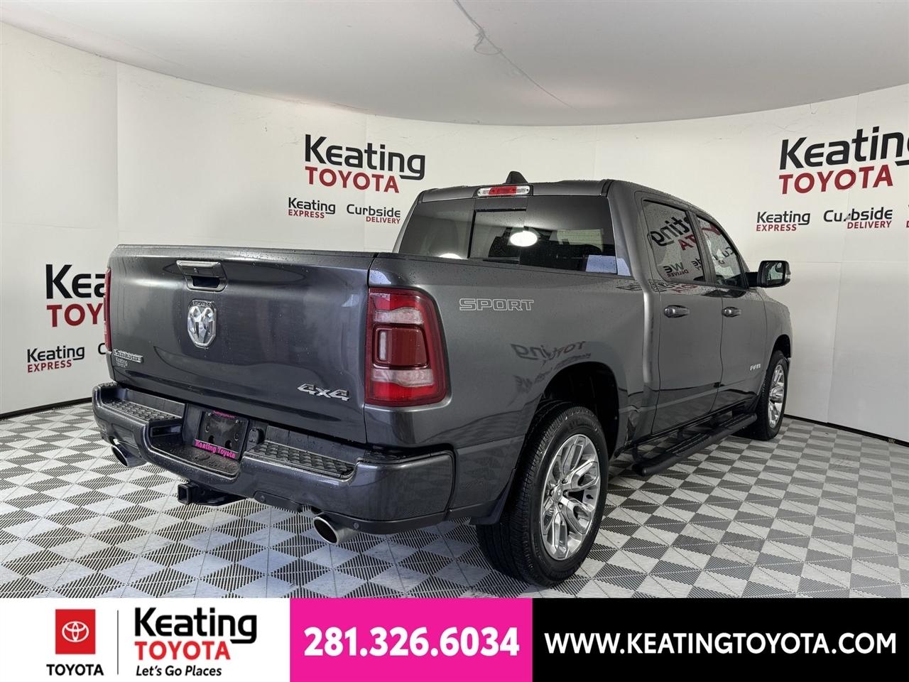 RAM 1500 Laramie Crew Cab SWB 4WD 2023