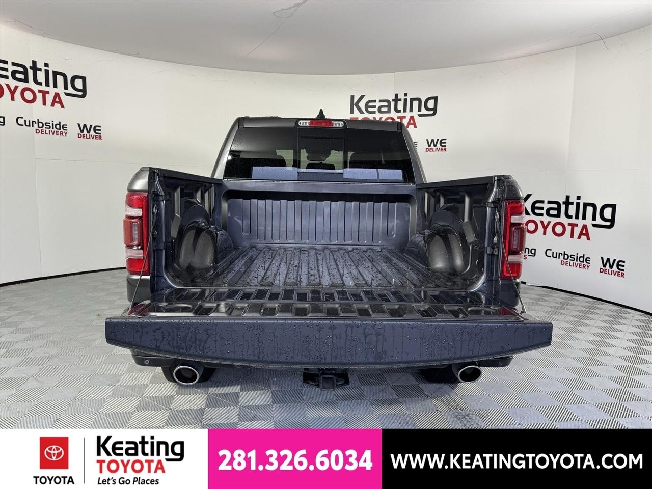 RAM 1500 Laramie Crew Cab SWB 4WD 2023