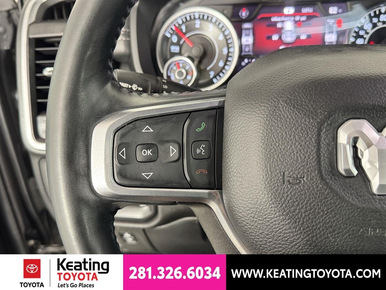 RAM 1500 Laramie Crew Cab SWB 4WD 2023
