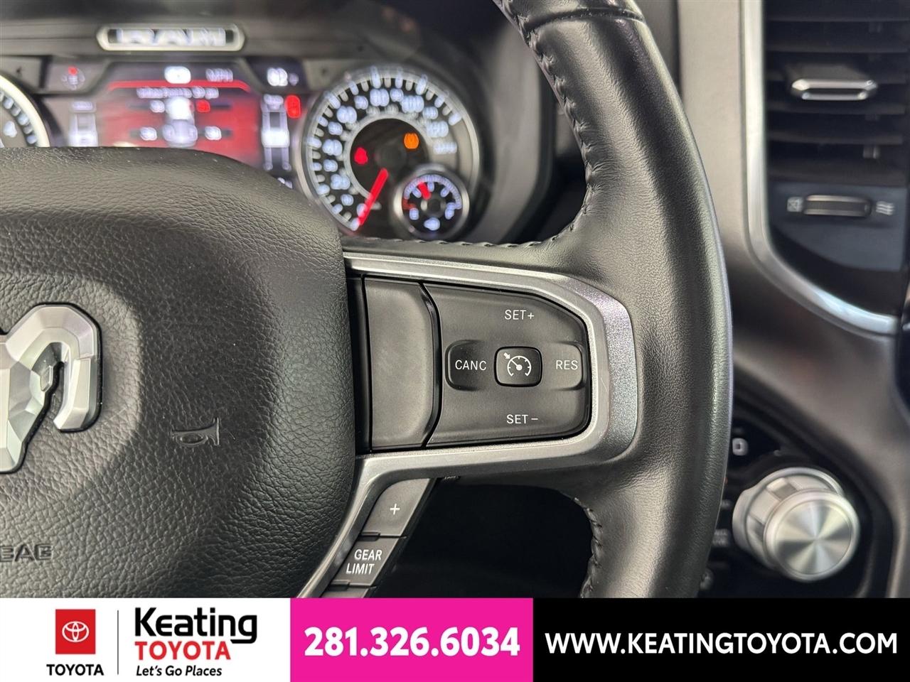 RAM 1500 Laramie Crew Cab SWB 4WD 2023