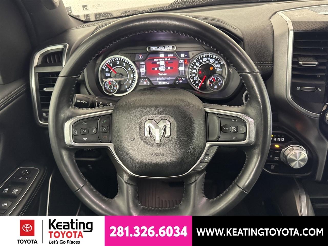 RAM 1500 Laramie Crew Cab SWB 4WD 2023