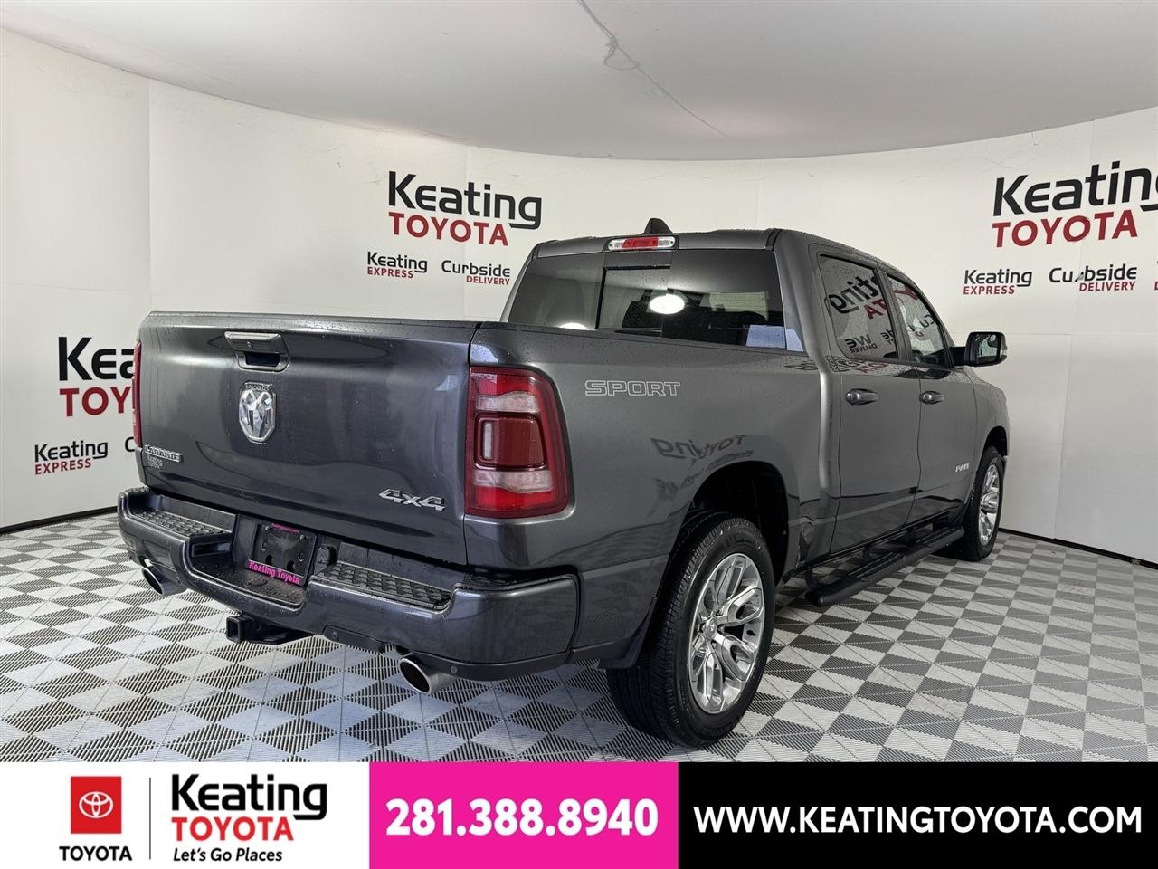 RAM 1500 Laramie Crew Cab SWB 4WD 2023