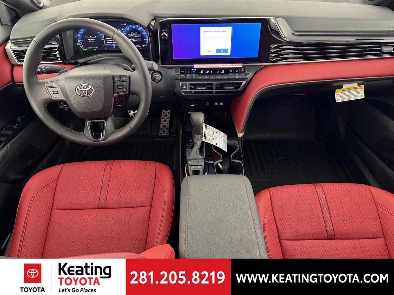 Toyota Camry Hybrid XLE 2026
