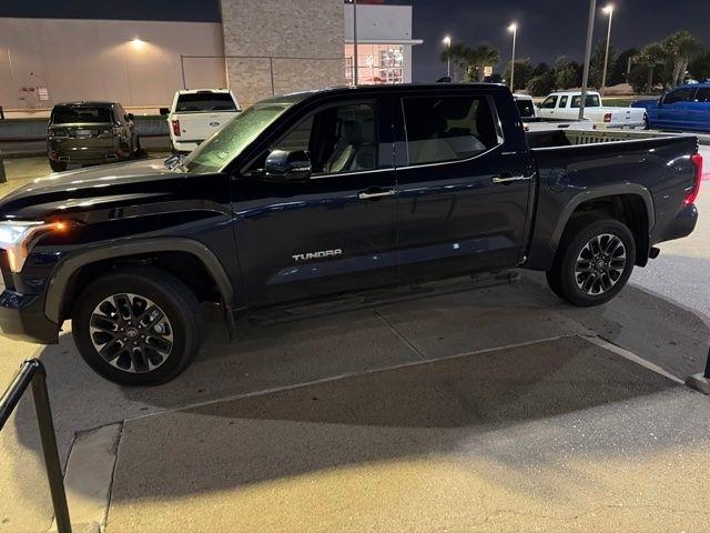 Toyota Tundra Limited CrewMax 4WD 2026