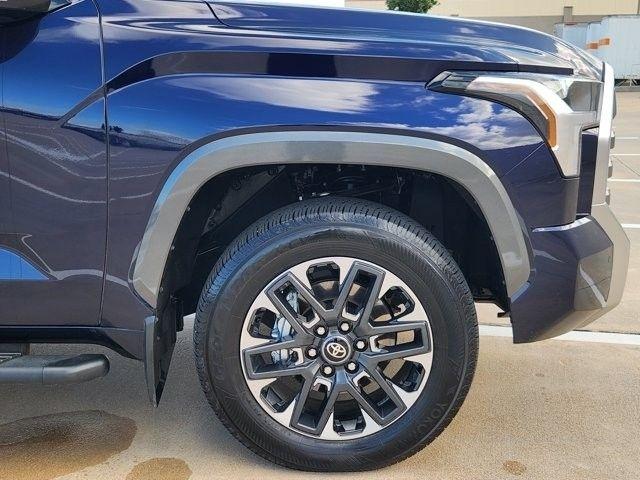 Toyota Tundra Limited CrewMax 4WD 2026