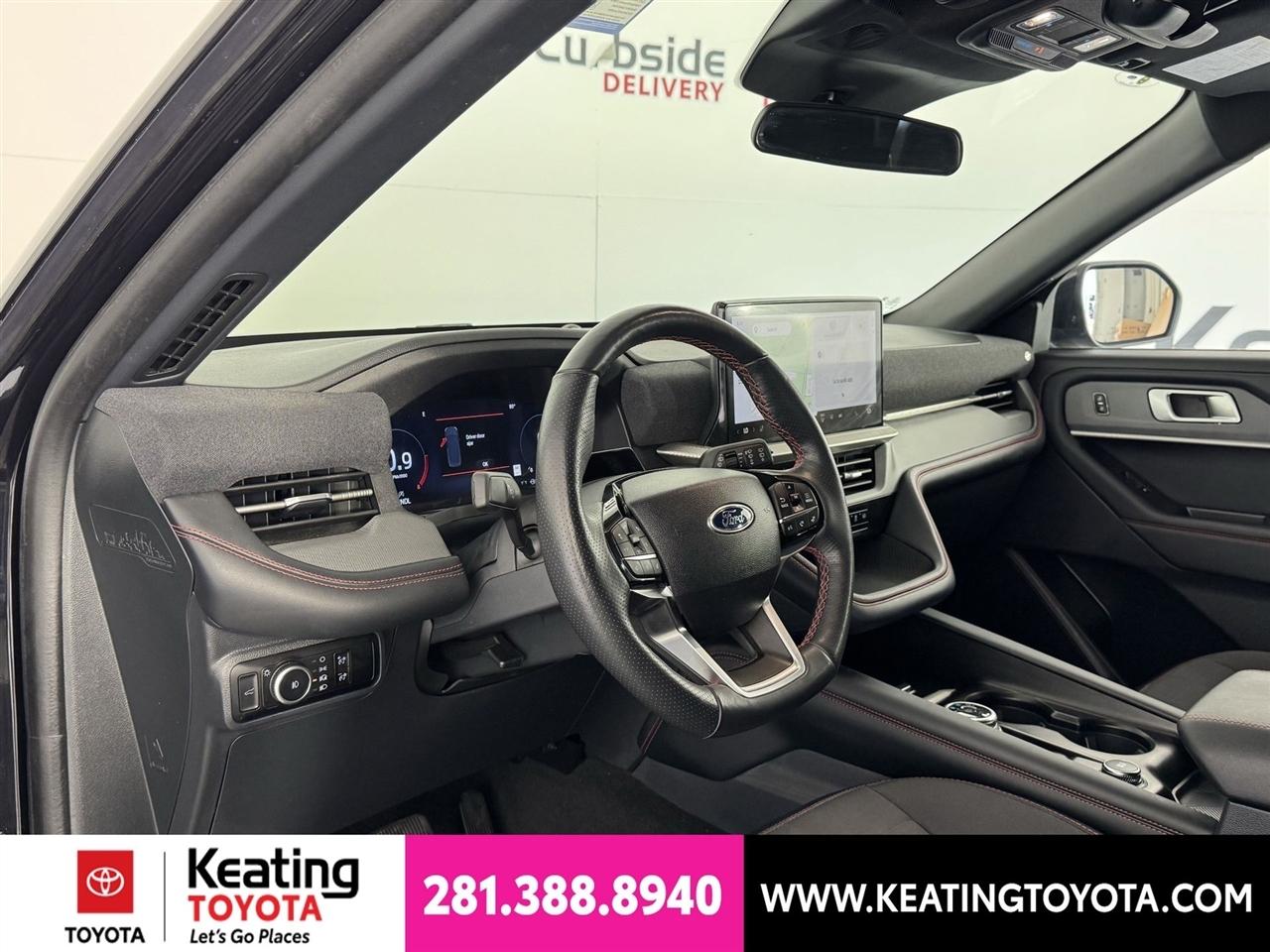 Ford Explorer  2025