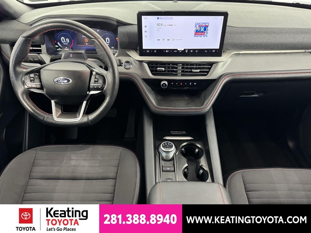 Ford Explorer  2025
