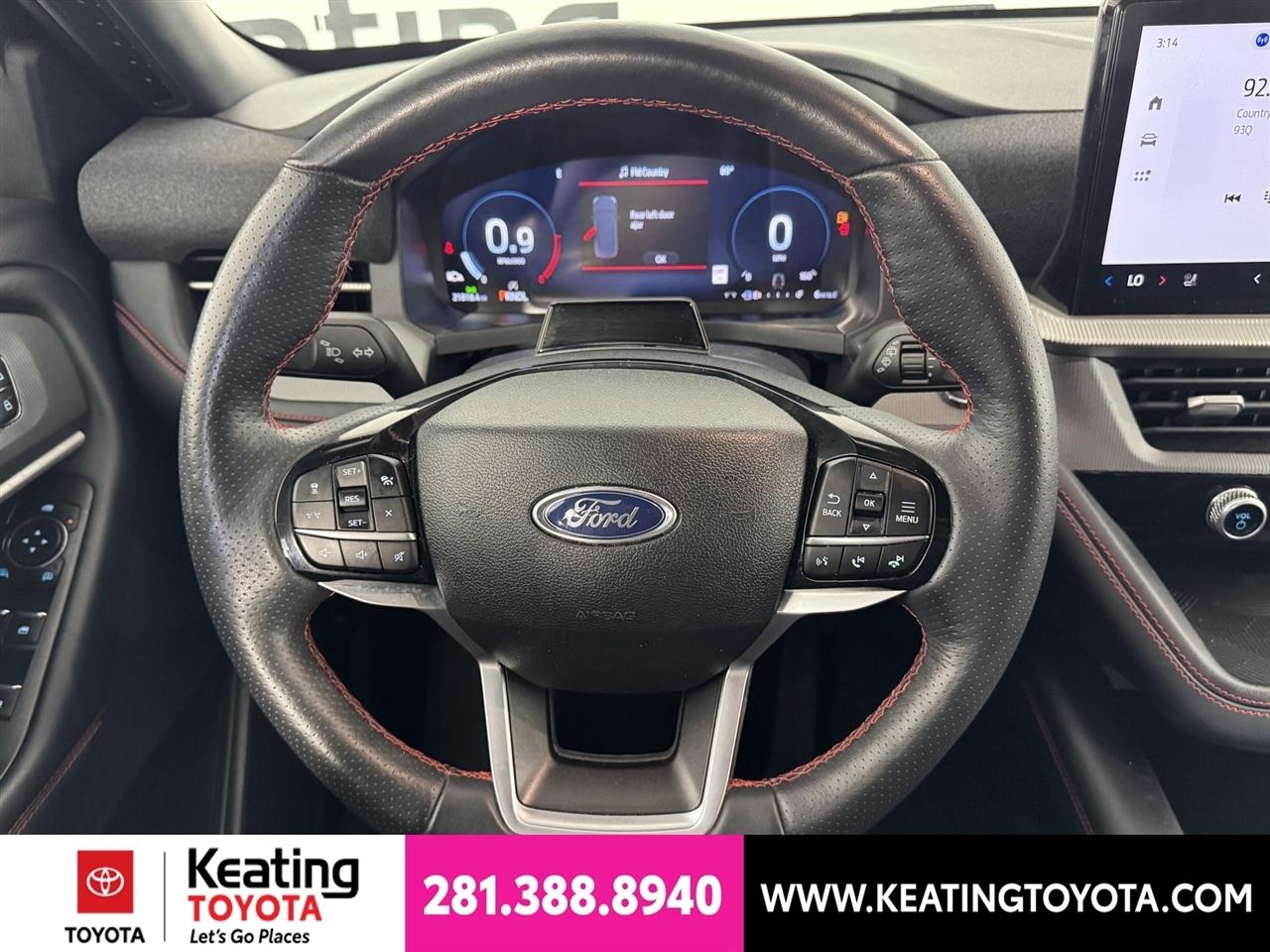 Ford Explorer  2025
