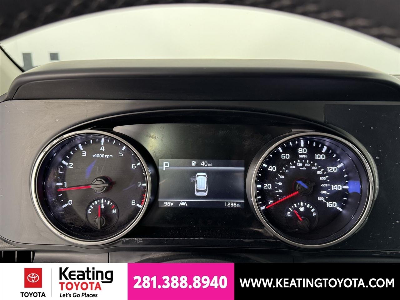 Kia Carnival LX Seat Package 2024